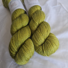 Load image into Gallery viewer, Fistik - Silky BFL