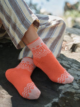 Load image into Gallery viewer, Laine Magazine Issue 28