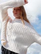 Load image into Gallery viewer, The Art of the Sea: 23 Knitwear Designs Inspired by the Moomins