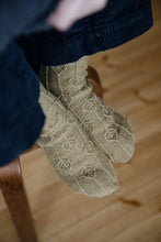 Ladda upp bild till gallerivisning, 52 Weeks of One-Skein Knits project preview