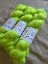 Load image into Gallery viewer, NO NI NÁ - Disco Mohair