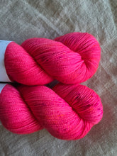 Cargar imagen en el visor de la galería, OOAK - Sock Twist