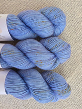 Load image into Gallery viewer, Altars - Silky ME