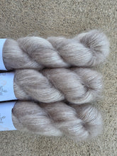 Cargar imagen en el visor de la galería, Barefoot - Disco Mohair