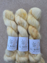 Cargar imagen en el visor de la galería, Crumb - Silky Mohair