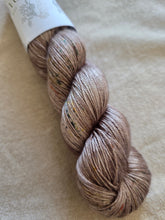 Laden Sie das Bild in den Galerie-Viewer, Not Jack - Mulberry