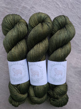 Load image into Gallery viewer, Olive - Silky ME