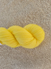Cargar imagen en el visor de la galería, OOAK - Sock Twist