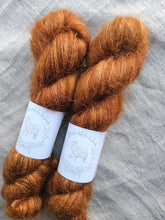 Cargar imagen en el visor de la galería, Bronze Era - Silky Mohair