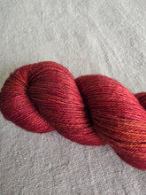 Load image into Gallery viewer, Barro Rojo - Silky ME