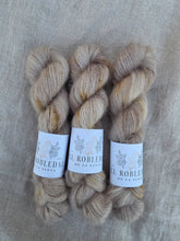 Load image into Gallery viewer, Hoja de Plata - Silky Mohair
