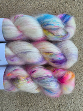 Cargar imagen en el visor de la galería, Favorite Crime - Disco Mohair