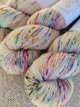 Cargar imagen en el visor de la galería, Poppy - Sock Twist