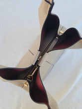 Cargar imagen en el visor de la galería, Bolso Bucket