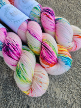 Cargar imagen en el visor de la galería, Aurora Flux - Silky ME Sock