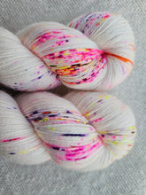 Cargar imagen en el visor de la galería, Fantastica Fiesta - Silky ME Sock