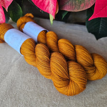 Cargar imagen en el visor de la galería, Gingerbread - Imperial Alpaca