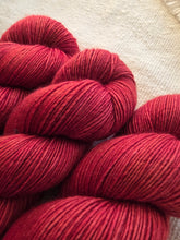 Load image into Gallery viewer, Barro Rojo - Huanaco Single