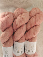 Load image into Gallery viewer, Sakura - British Wool