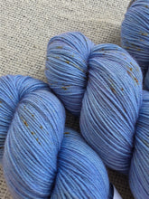 Load image into Gallery viewer, Altars - Silky ME