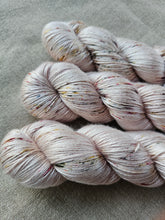 Load image into Gallery viewer, For You - Mulberry