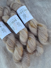 Load image into Gallery viewer, Hoja de Plata - Silky Mohair