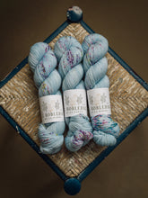 Load image into Gallery viewer, Madrid, en Azul. - Sock Blend