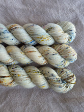 Laden Sie das Bild in den Galerie-Viewer, OOAK - BFL50