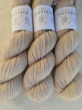 Cargar imagen en el visor de la galería, Barefoot - BFL Sock DK