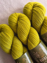 Load image into Gallery viewer, Fistik - Moherino