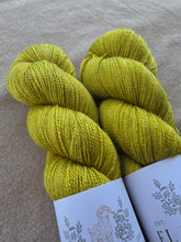 Cargar imagen en el visor de la galería, Lucky Dip - Silky BFL Lace