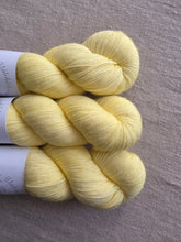 Load image into Gallery viewer, Zestie - Sock Twist