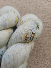 Load image into Gallery viewer, Ribeira Pop - Silky BFL Lace
