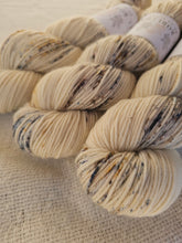 Cargar imagen en el visor de la galería, Maybe Not - BFL Sock DK
