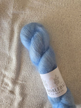 Load image into Gallery viewer, 1989 - Silky Mohair