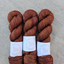 Cargar imagen en el visor de la galería, Sweater Weather - SilkYak DK
