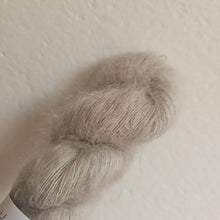 Load image into Gallery viewer, Perlas Salvajes - Silky Mohair

