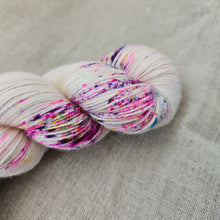Load image into Gallery viewer, Favorite Crime - Silky BFL
