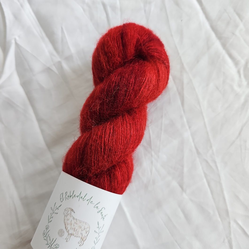 Winter Red - Fluffy Yak