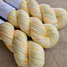 Load image into Gallery viewer, Natural - Neon Tweed DK
