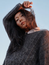 Cargar imagen en el visor de la galería, The Art of the Sea: 23 Knitwear Designs Inspired by the Moomins
