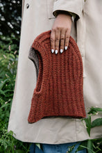 Ladda upp bild till gallerivisning, 52 Weeks of One-Skein Knits – design by Imke von Nathusius
