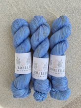 Load image into Gallery viewer, Altars - Silky ME
