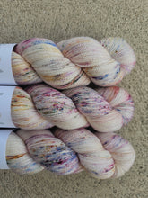 Load image into Gallery viewer, Poppy - Silky BFL Lace
