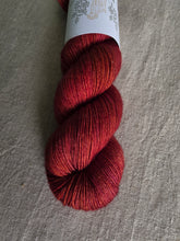 Load image into Gallery viewer, Barro Rojo - Silky ME
