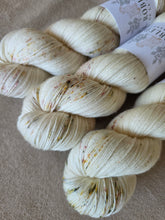 Charger l'image dans la galerie, Easily Broken - Silky ME Sock
