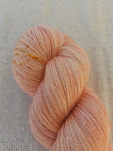 Load image into Gallery viewer, Luz de Alicante - Silky BFL Lace
