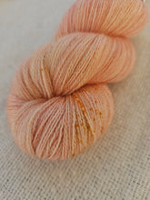Load image into Gallery viewer, Luz de Alicante - Silky BFL Lace
