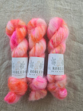 Load image into Gallery viewer, Palo Borracho - Silky Mohair
