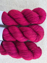 Load image into Gallery viewer, Rubinrot - Silky BFL Lace

